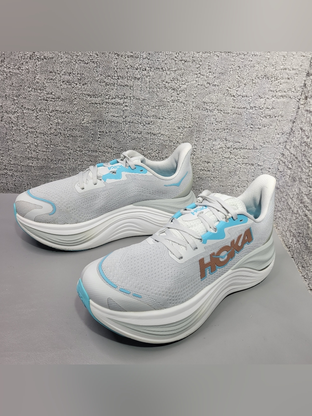 Hoka One Skyward X Women's Size US 9B Cosmic Grey/Rose Gold Athletic Sneakers. - Picture 12 of 12
